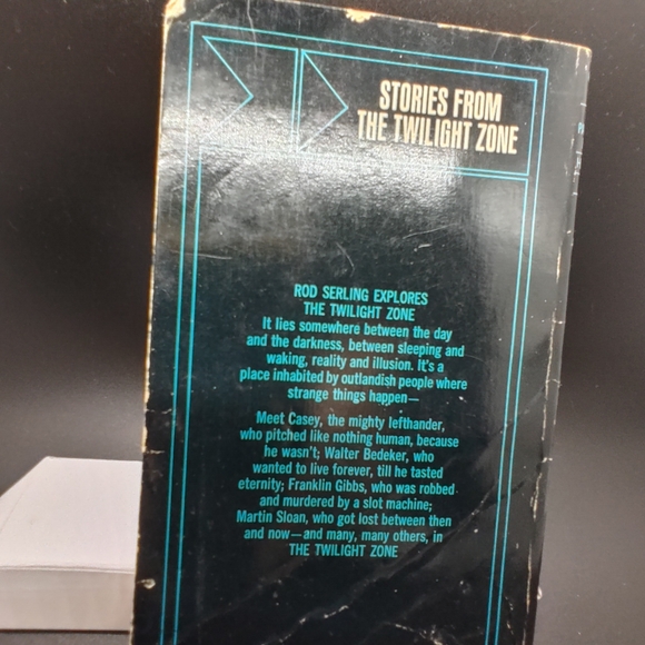 Stories from The Twilight Zone by Rod Sterling 1970 - Picture 3 of 10